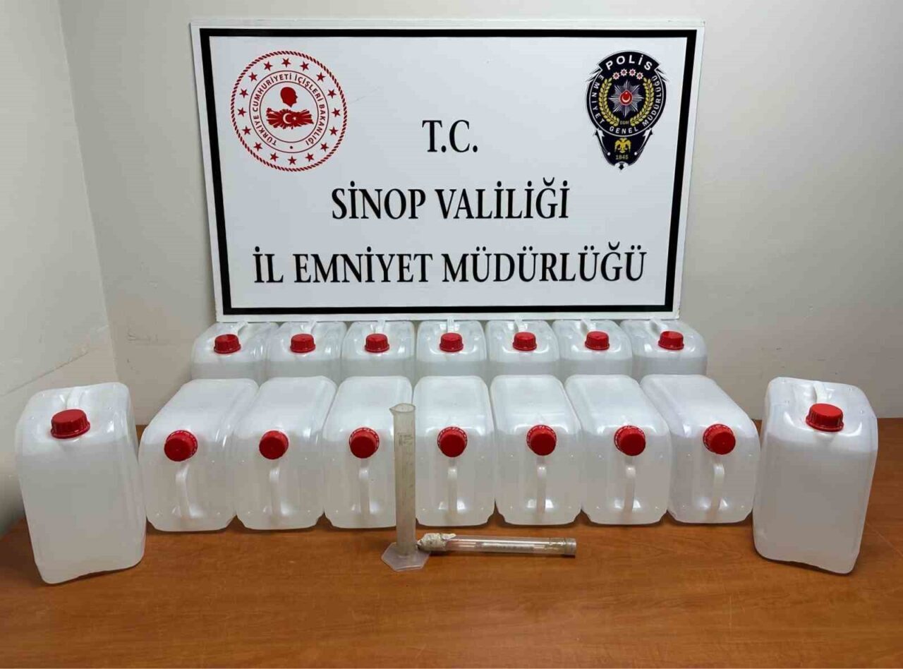 Sinop’ta düzenlenen operasyonda 80 litre etil alkol yakalandı, bir kişi gözaltına alındı.