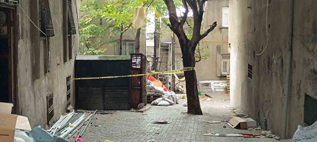 Şırnak'ta, Ömer Kayar, R.N. tarafından baltayla saldırıya uğrayarak hayatını kaybetti.