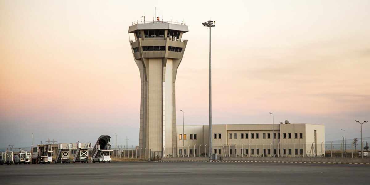 Şırnak'tan Medine'ye ilk doğrudan umre uçuşu bu gece gerçekleştirilecek. Uğurlama