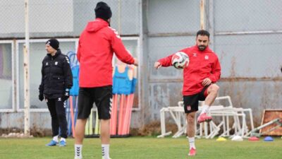 Özbelsan Sivasspor, Trendyol 1. Lig'in 14. haftasında Esenler Erokspor ile