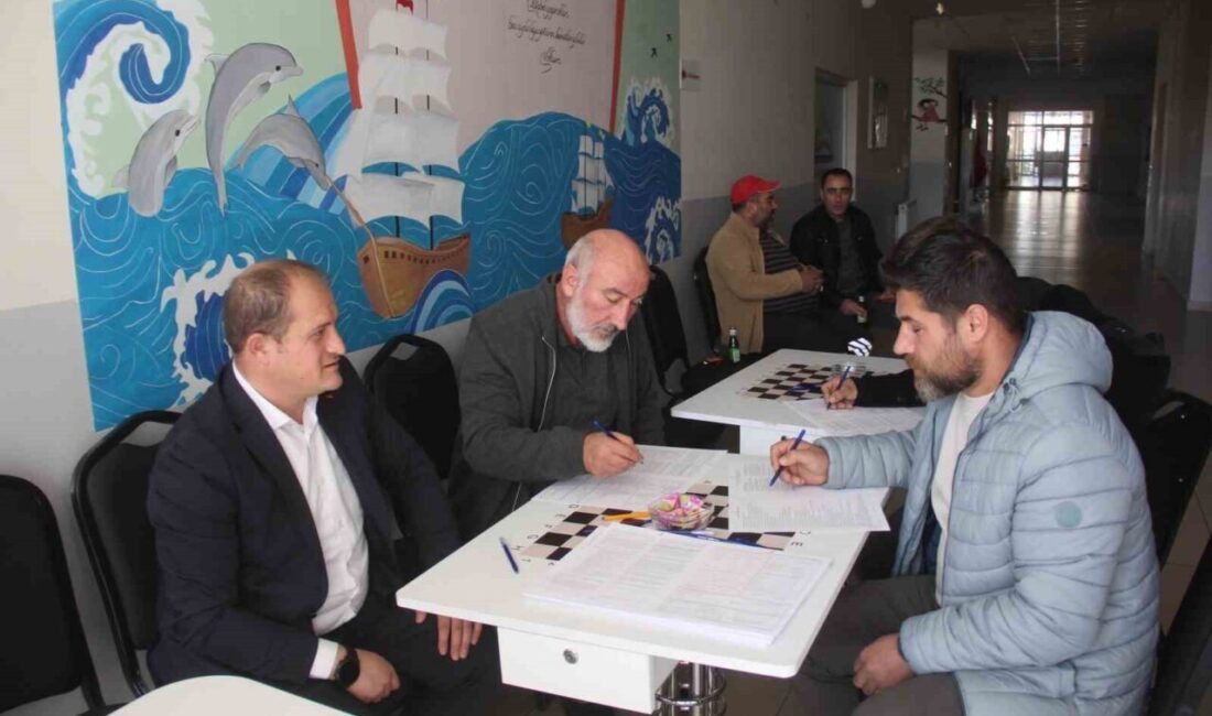 Sivas'ın Zara ilçesinde düzenlenen kan bağışı kampanyasında 8 saat içinde