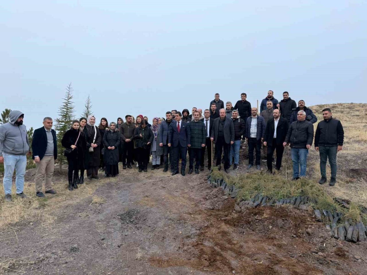 Elazığ'ın Sivrice ilçesinde 24 Kasım Öğretmenler Günü vesilesiyle "Öğretmenim İçin