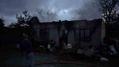 Kastamonu'nun Devrekani ilçesinde, İnciğez köyünde arıcılık yapan İ.D., sobayı yakmak