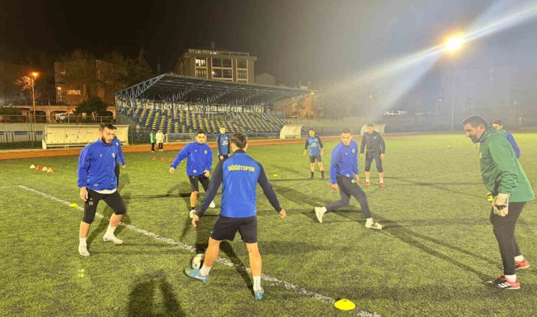 Söğütspor, İznikspor ile Oynayacağı Maç İçin Hazırlıklarını Tamamladı Söğütspor, Bilecik'i temsil ettiği Bölgesel Amatör Lig'de yarınki İznikspor karşılaşması