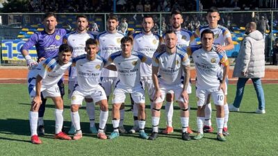 Bölgesel Amatör Lig'de (BAL) mücadele veren Söğütspor, İznikspor'a 3-1 yenilerek