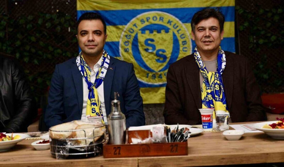 Söğütspor’da Olağanüstü Kongre Öncesi Birlik ve Beraberlik Yemeği Düzenlendi Söğütspor, olağanüstü kongre öncesi birlik ve beraberlik yemeği düzenledi. Yemeğe
