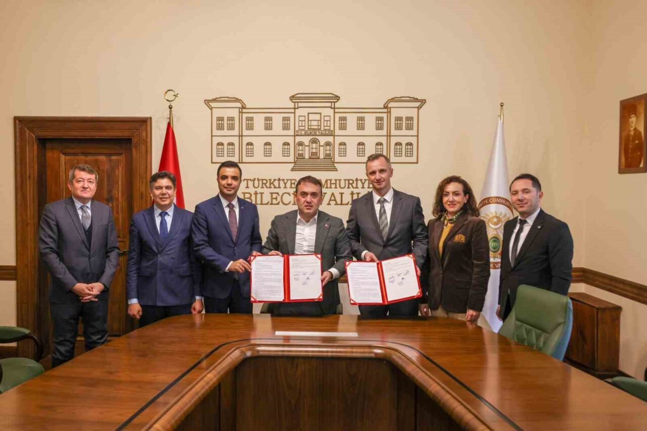 Bilecik'in Söğüt ilçesinde, İl Milli Eğitim Müdürlüğü ve bir maden