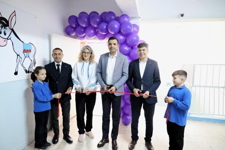 Söğüt’teki Ayşeküflü İlkokulu’nda, öğrencilerin bilim ve teknoloji merakını uyandırmak için