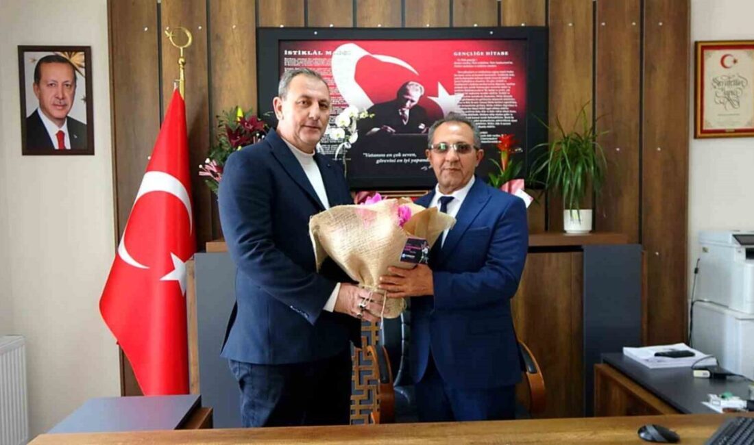 Söke Belediyesi, 24 Kasım Öğretmenler Günü'nde öğretmenleri unutmadı. Belediye Başkan