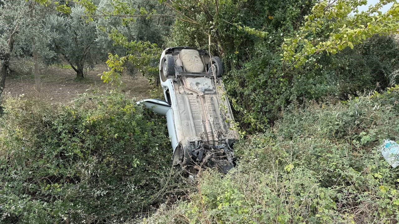 Bursa'nın İznik ilçesinde Hasan Ç.'nin sollama yaparken direksiyon hakimiyetini kaybetmesi