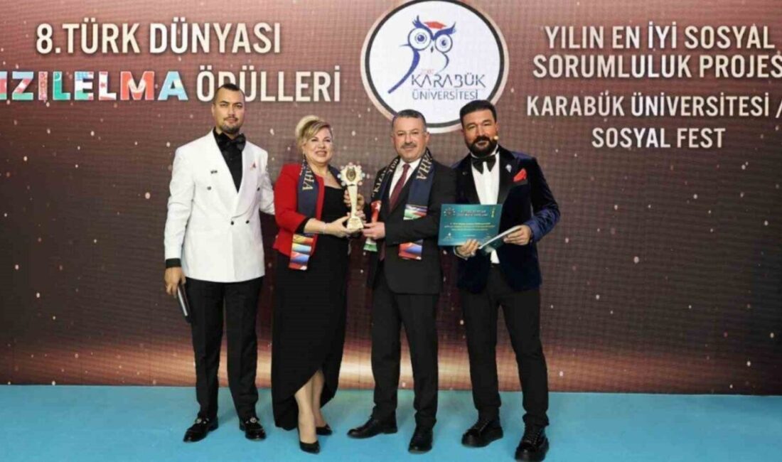 Sosyalfest, Türk Dünyası Kızıl Elma Ödülleri’nde Yılın En İyi Sosyal Sorumluluk Projesi olarak ödüllendirildi İnsan ve toplum odaklı Sosyalfest, 8. Türk Dünyası Kızıl Elma