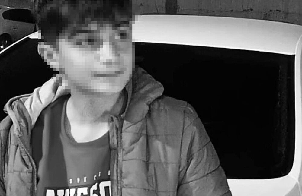 Şanlıurfa'nın Bozova ilçesinde H.A., 15 yaşındaki Muhammed K.'nin makatına kompresörle