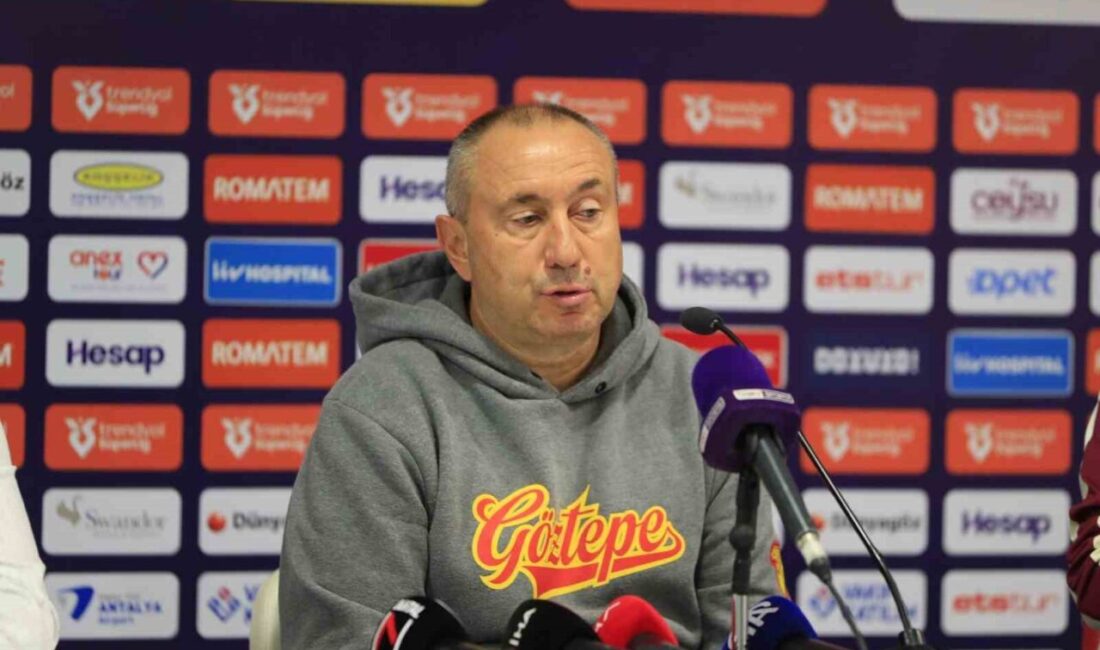 Göztepe Teknik Direktörü Stanimir Stoilov, Antalyaspor'u 2-1 yendikleri maç sonrası,