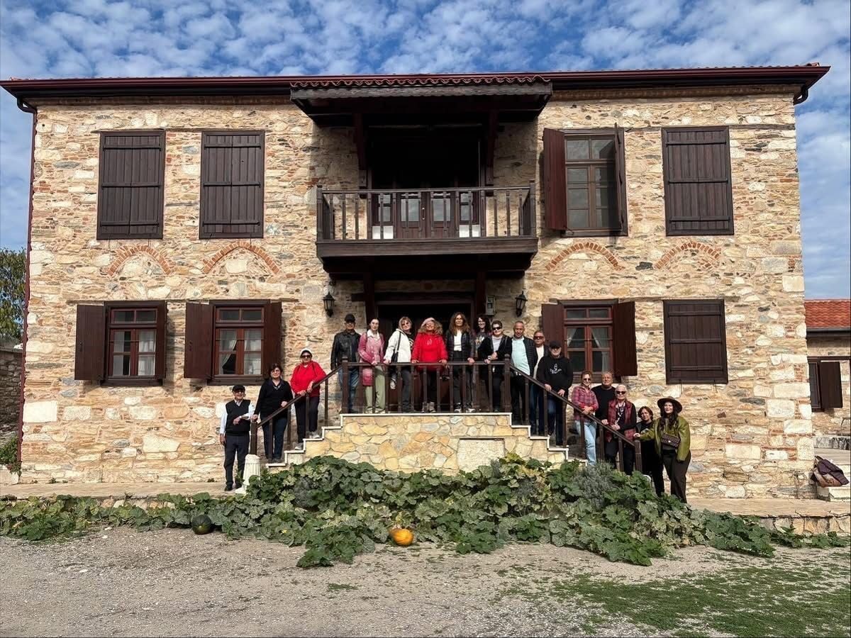 Muğla’nın Yatağan ilçesindeki Stratonikeia Antik Kenti, Menteşe Belediyesi Resim Topluluğu’na