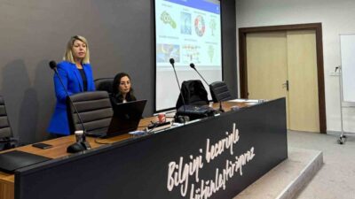 Sakarya Uygulamalı Bilimler Üniversitesi, Personel Daire Başkanlığı'nın düzenlediği eğitimde Doç.