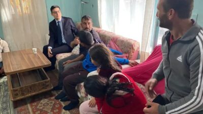 Edirne Kaymakamı Emin Cevat Tutar, İlçe Milli Eğitim Müdürü Erdinç