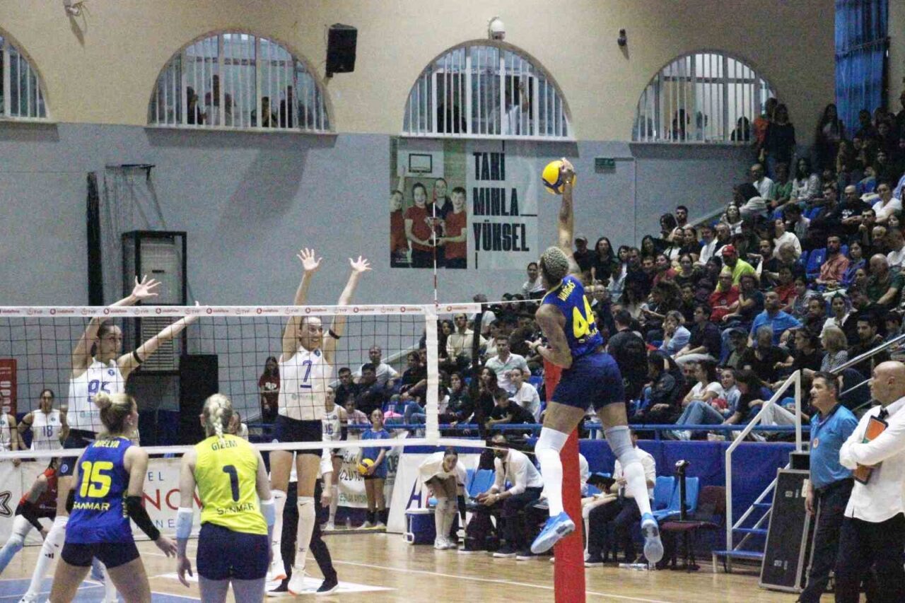 Vodafone Sultanlar Ligi'nin 7. haftasında Aydın Büyükşehir Belediyespor, Mimar Sinan