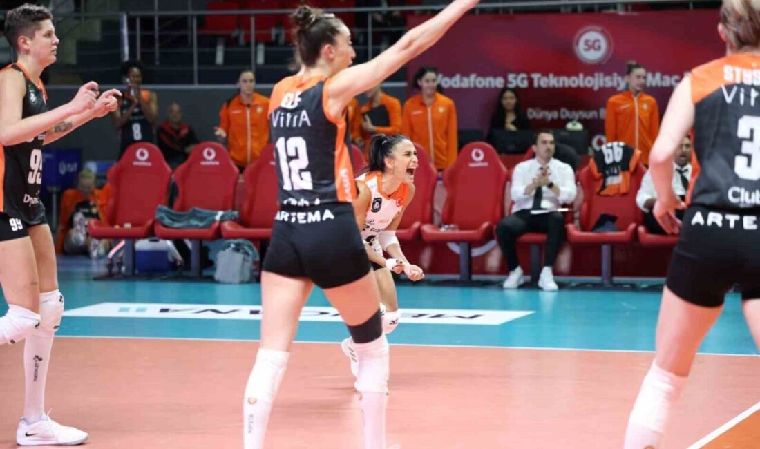 Eczacıbaşı Dynavit, Vodafone Sultanlar Ligi’nde Türk Hava Yolları’nı 3-0 ile geçerek önemli bir galibiyet elde etti. Eczacıbaşı Dynavit, Vodafone Sultanlar Ligi’nin 8. haftasında Türk Hava Yolları'nı