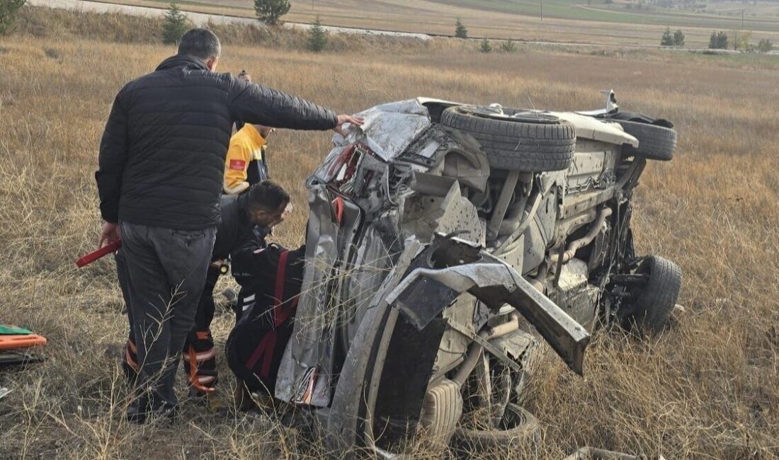 Çankırı'nın Korgun-Çankırı Karayolu'nda A.A. (46) yönetimindeki otomobil kontrolden çıkarak takla