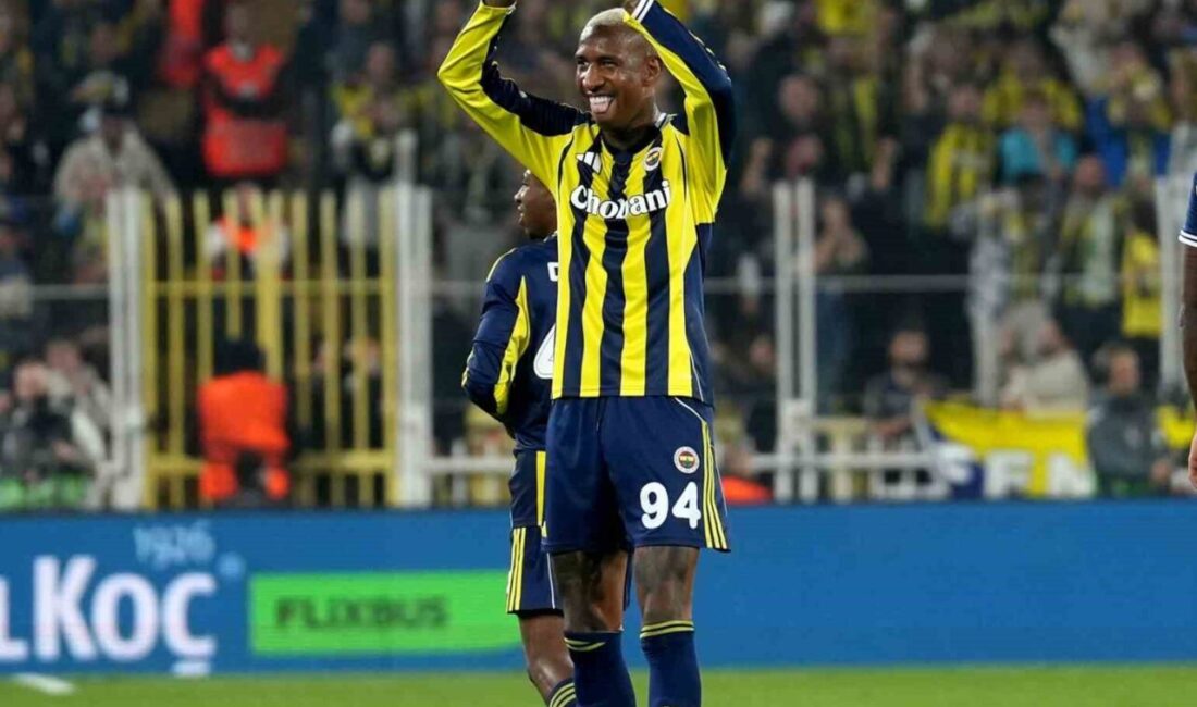 Fenerbahçe'nin Brezilyalı futbolcusu Anderson Talisca, Ferencvaros karşısında attığı golle Avrupa