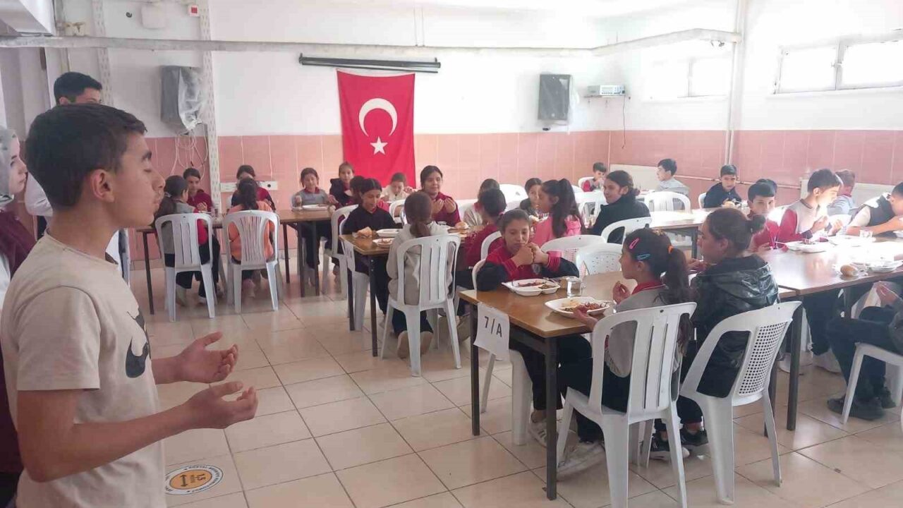 Kütahya’da Taşımalı Eğitim Alan Öğrenciler İçin Sağlıklı Yemek Hizmeti Uygulanıyor