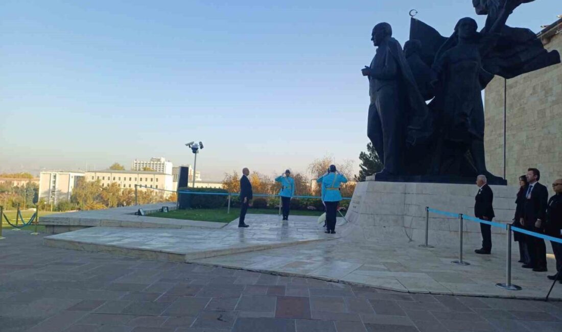 TBMM’de Atatürk’ün Anısına 10 Kasım Töreni Gerçekleştirildi TBMM, 10 Kasım'da Atatürk Anıtı'nda tören düzenledi. TBMM Başkanvekili Tekin