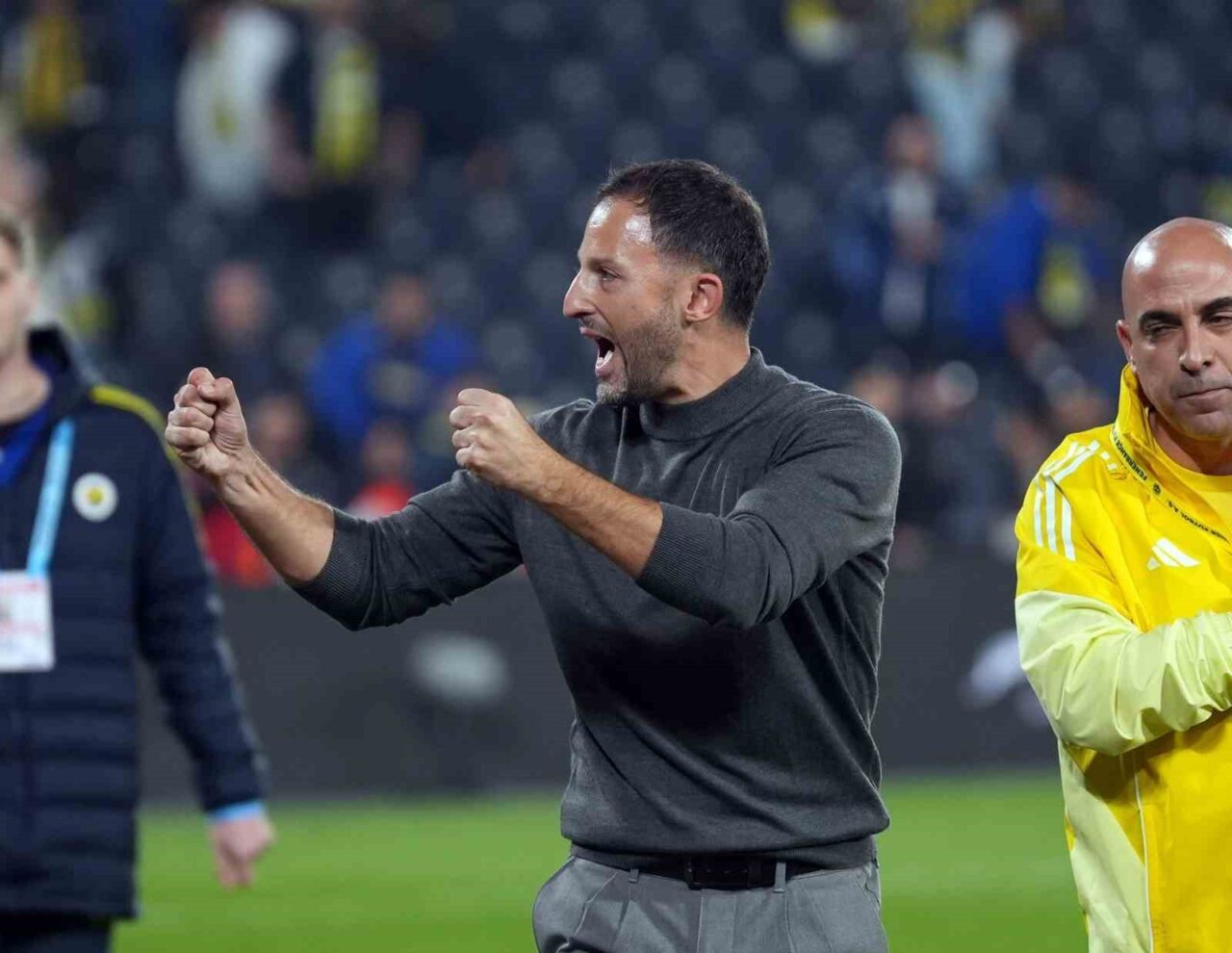 Fenerbahçe, Trendyol Süper Lig'in 12. haftasında Kayserispor'u 4-2 mağlup etti.