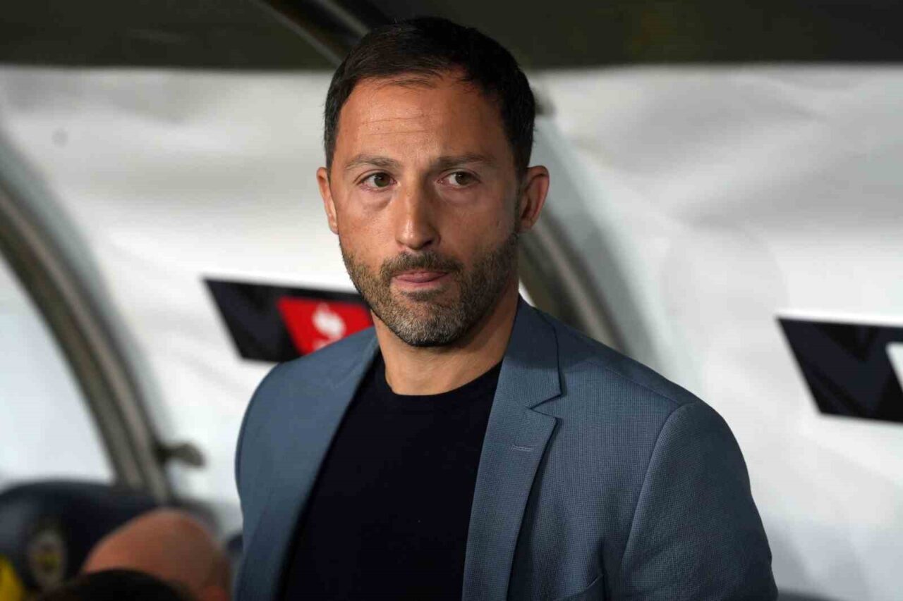 Fenerbahçe, Domenico Tedesco yönetiminde Ferencvaros karşısında 11’e 7 değişiklikle sahaya