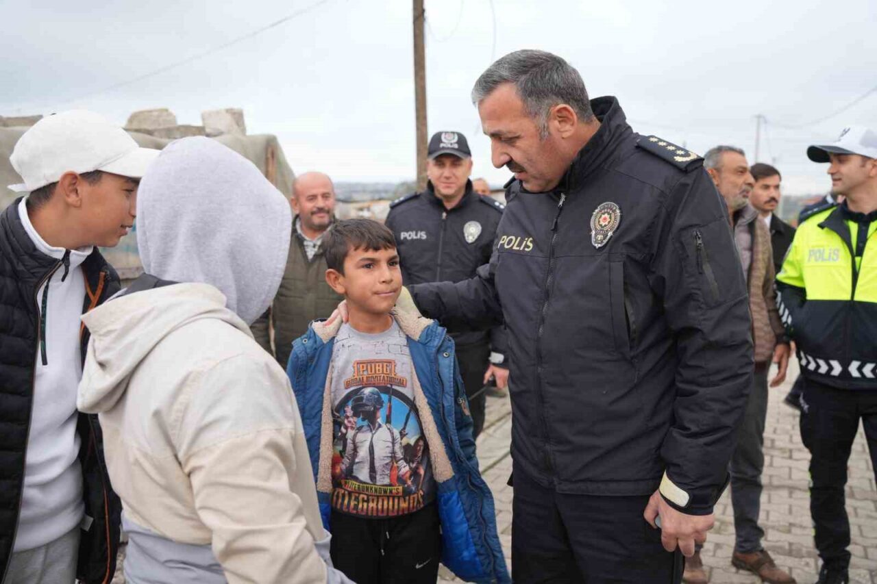 Tekirdağ İl Emniyet Müdürlüğü, Saray ilçesi Ayaspaşa Mahallesi'nde güvenlik konularında
