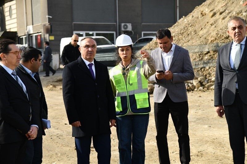 Tekirdağ Valisi Soytürk, Süleymanpaşa’daki Eğitim Yatırımlarını Yerinde İnceledi Tekirdağ Valisi Recep Soytürk, Süleymanpaşa'da eğitim yatırımlarını yerinde inceleyerek yetkililerden