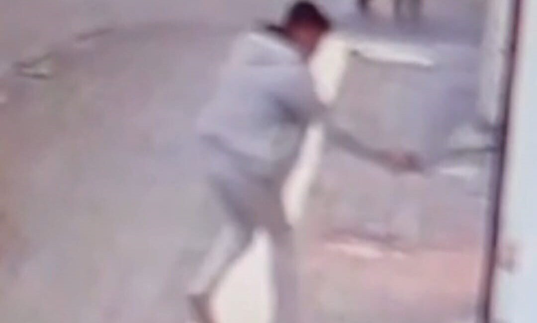 Çorlu’daki Tekvando Temsilcisine Yönelik Silahlı Saldırıda 3 Şüpheli Gözaltında Çorlu'da Tekvando İl Temsilcisi Semih Aybek'e yönelik silahlı saldırıda bulunarak