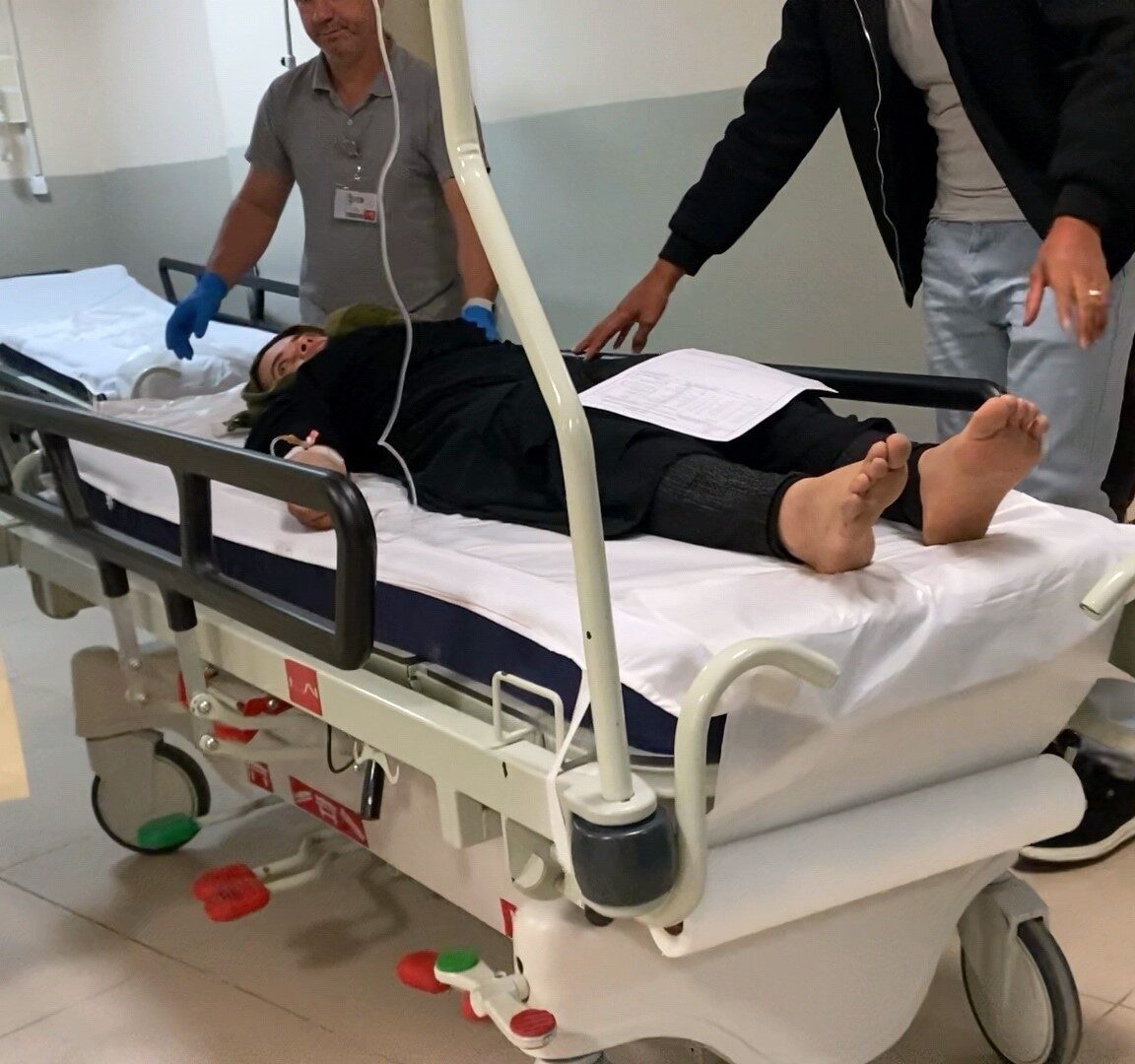 Bursa'nın İnegöl ilçesinde 17 yaşındaki Meryem E., çadır kentte telefonunu