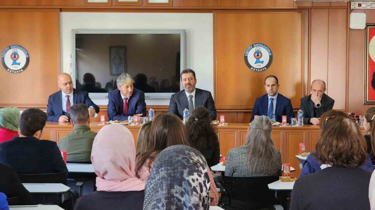 Milli Eğitim Bakanlığı Temel Eğitim Genel Müdürü Ebubekir Sıddık Savaşçı,