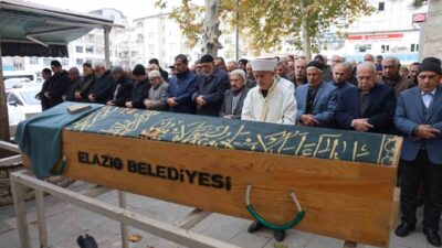 Elazığ’da aynı ismi taşıyan 79 yaşındaki Hafize Demirağ, 60 yaşındaki