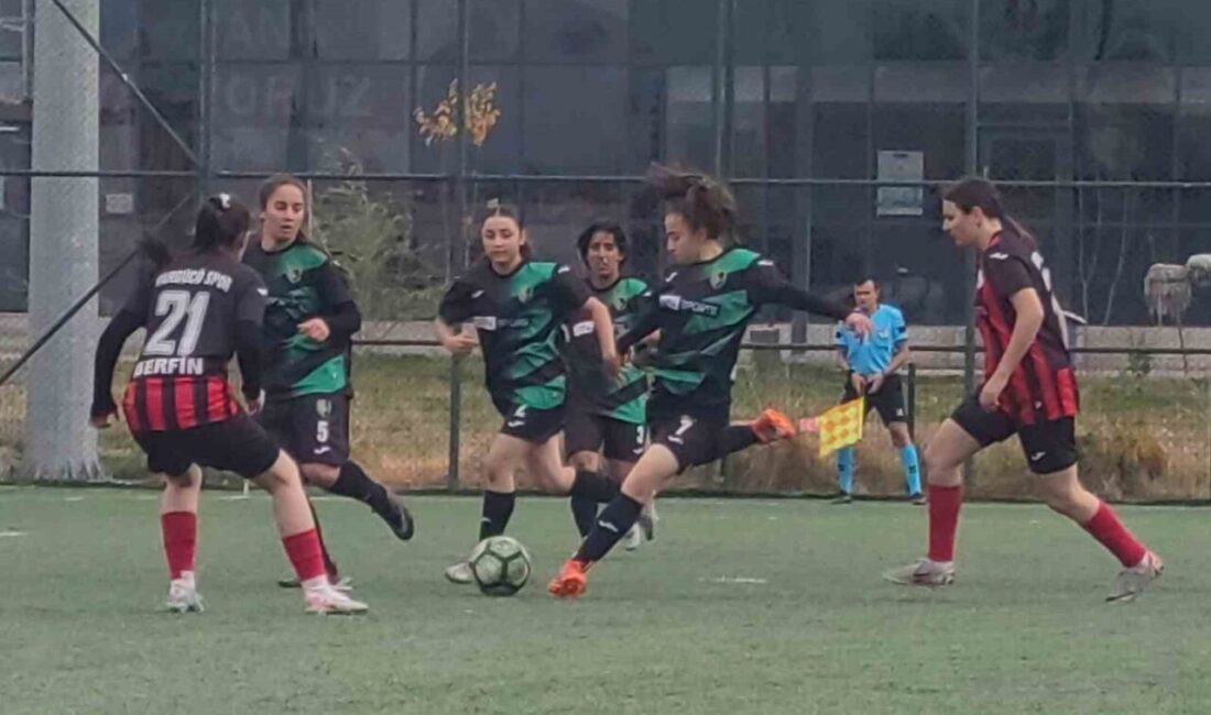 Vangücü SK, Kadınlar 2. Lig D Grubu’nda Kahramanmaraş Anadolu SK’yı 4-2 ile geçerek ilk galibiyetini aldı Türkiye Futbol Federasyonu Kadınlar 2. Lig D Grubu'nda Vangücü SK,