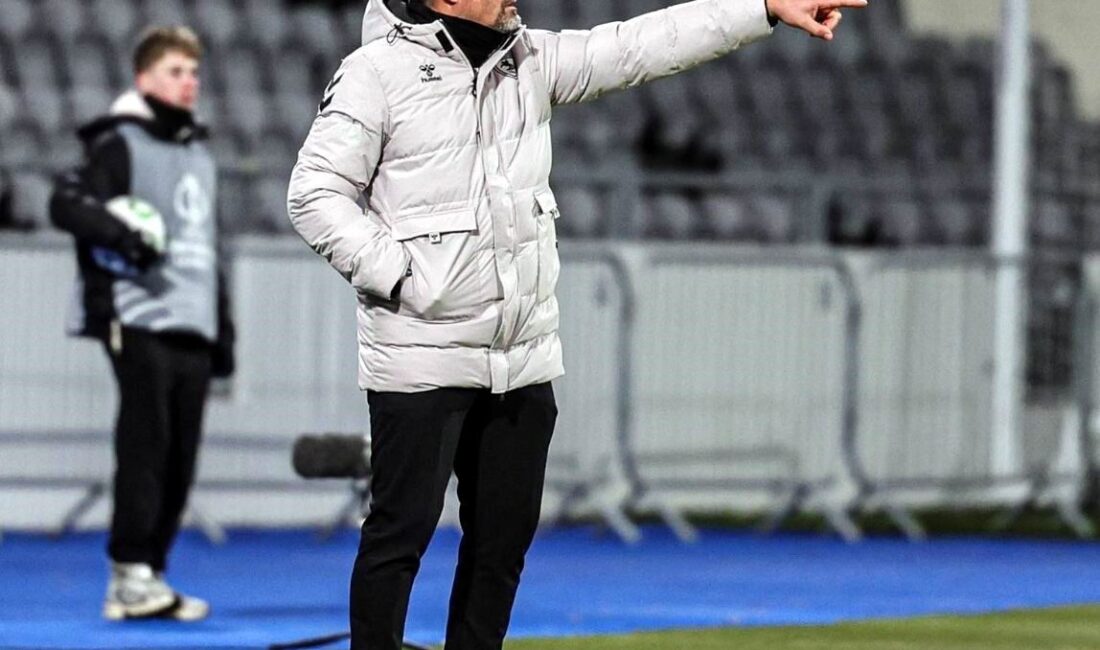 Samsunspor Teknik Direktörü Reis, Breidablik ile alınan beraberliği yetersiz buldu Samsunspor Teknik Direktörü Thomas Reis, İzlanda'da Breidablik ile 2-2 berabere