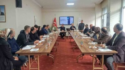 Düzce'deki Elektrikçiler ve Elektronikçiler Odası, üyelerine e-ticaret eğitimi düzenledi. Serhat