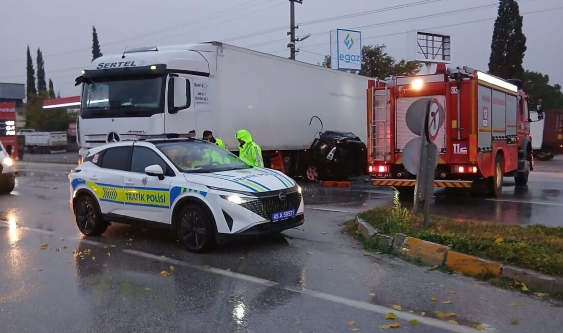 Manisa'nın Akhisar ilçesinde otomobil ile tırın çarpışması sonucu Zihni (64)
