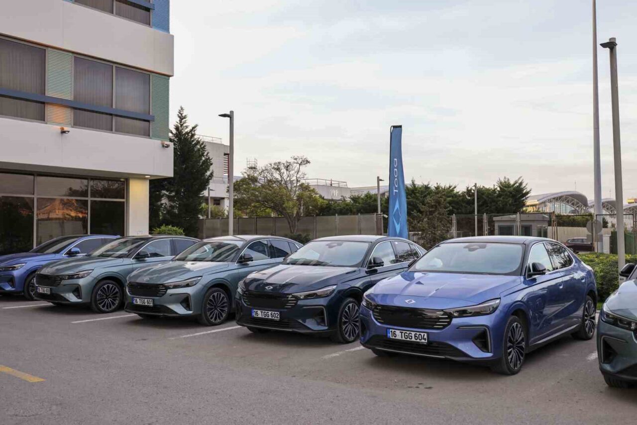 Togg'un yeni T10F modeli, tek şarjla İstanbul'dan İzmir'e ulaştı. Testi