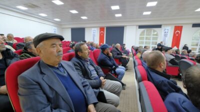 Tokat Gaziosmanpaşa Üniversitesi, yerli patates çeşitlerinin tohumlarını Reşadiye'deki çiftçilere dağıttı.