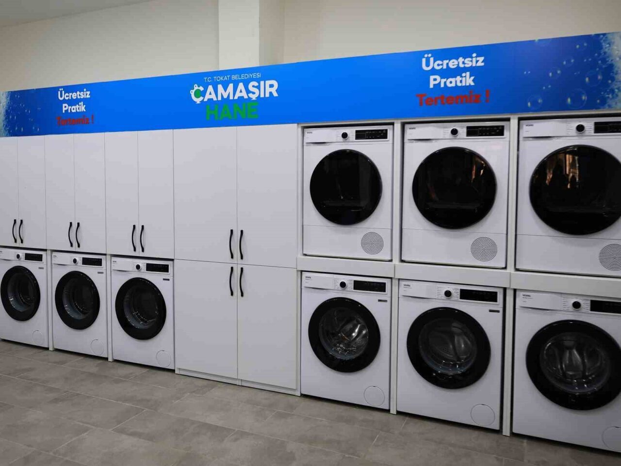 Tokat Belediyesi, Hüdayi Sayıbaş Yeraltı Çarşısı’nda ücretsiz çamaşırhane açtı. Öğrenciler,