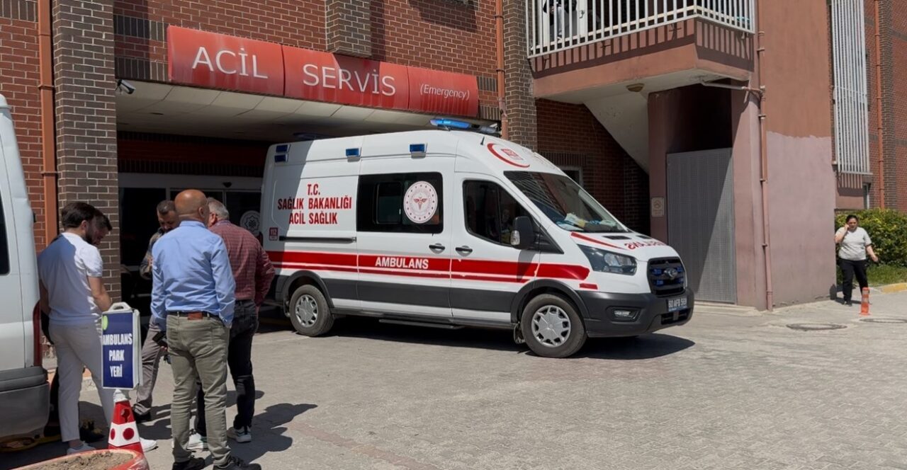 Tokat'ta Gaziosmanpaşa Ortaokulu'nda eğitim gören 19 öğrenci, sipariş ettikleri tavuk