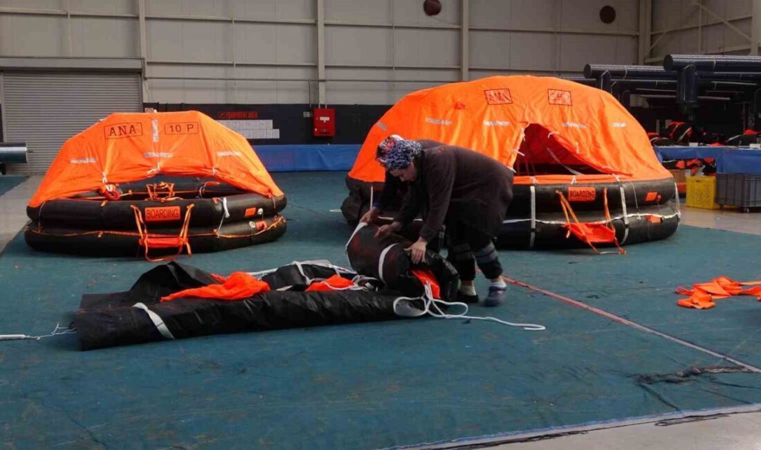 Trabzon'da, Akana Deniz Teknolojileri, yerli imkanlarla can salı üretiyor ve