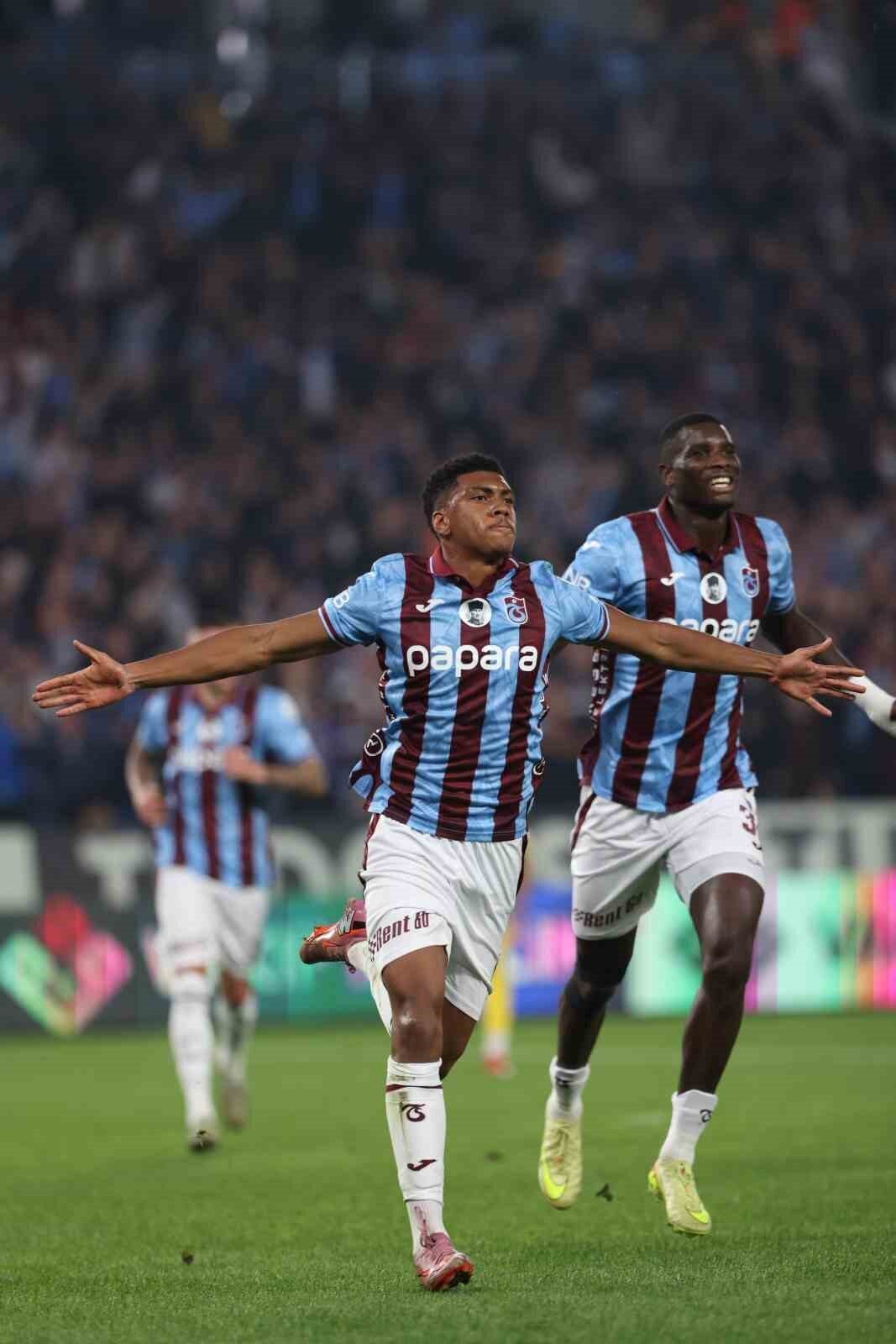 Trendyol Süper Lig'de Trabzonspor'un Paul Onuachu ve Felipe Augusto, toplamda