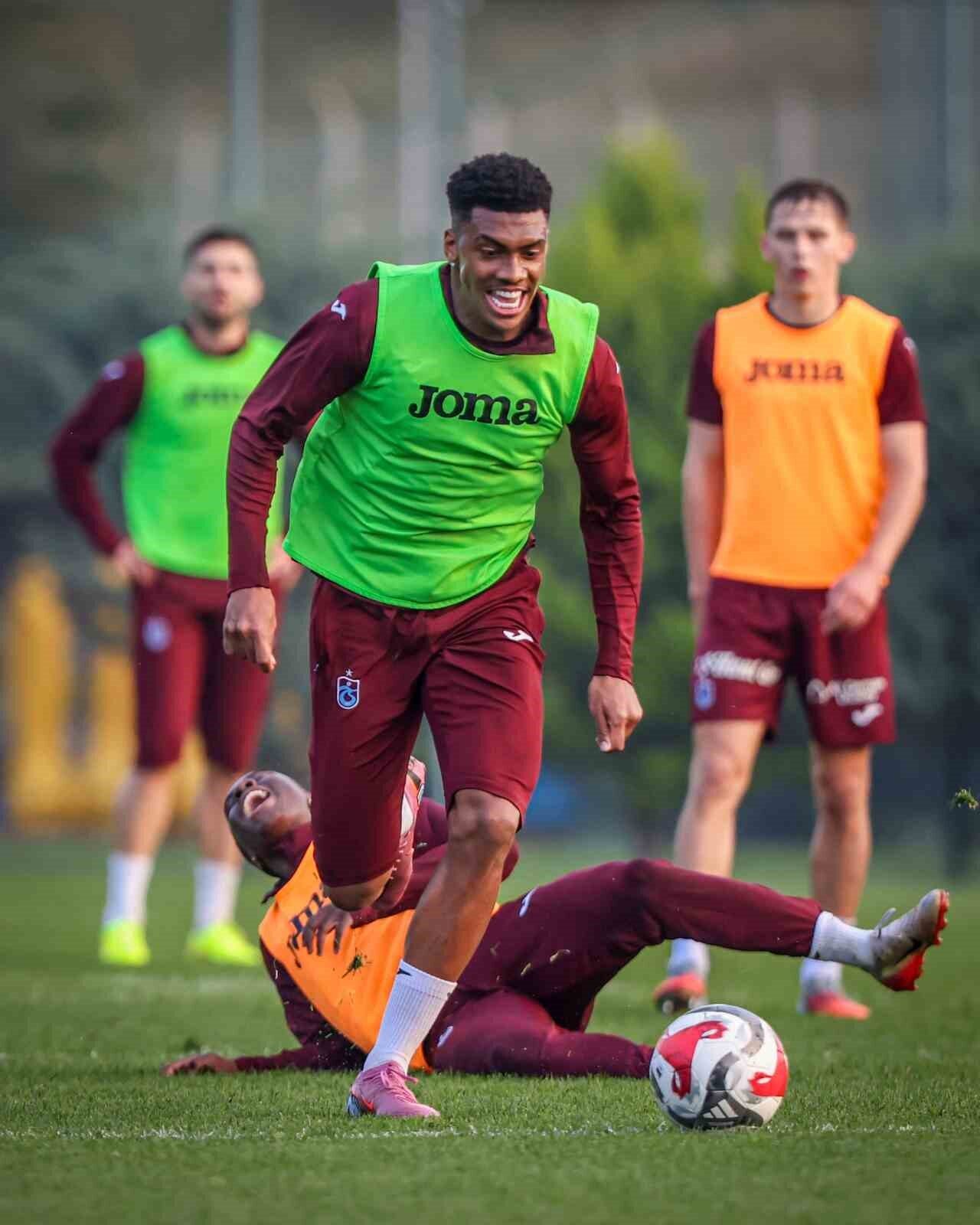 Trabzonspor, Trendyol Süper Lig’in 12. haftasında yarın Alanyaspor'u konuk ediyor.