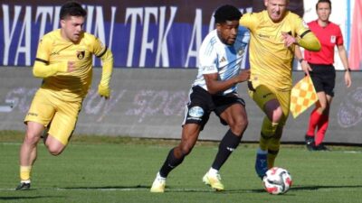 Erzurumspor FK, Trendyol 1. Lig'in 15. haftasında İstanbulspor'u 4-0 yenerek