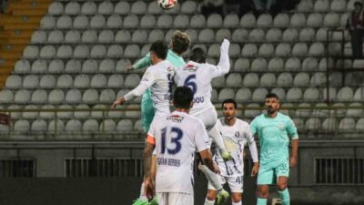 Trendyol 1. Lig'de Serikspor, Bolu Atatürk Stadyumu'nda Sarıyer'i 3-0 mağlup