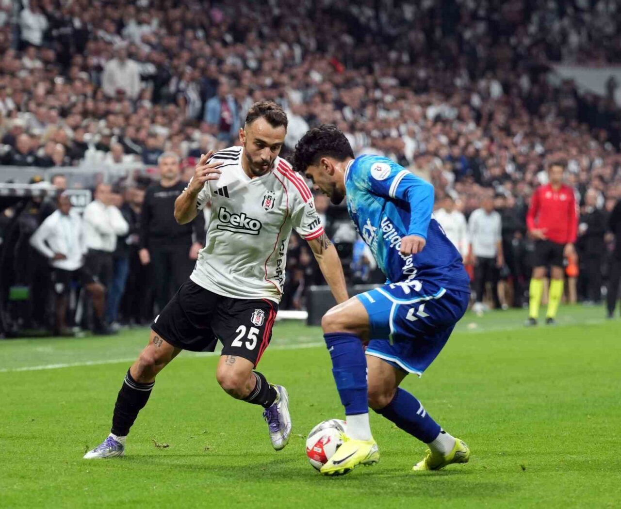 Trendyol Süper Lig'in 13. haftasında Beşiktaş, evinde Samsunspor ile 1-1