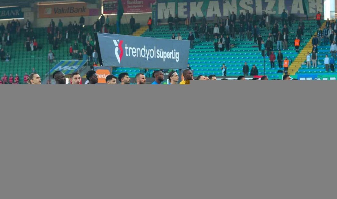 Trendyol Süper Lig'in 14. haftasında, Çaykur Rizespor ile Kayserispor'un karşılaştığı