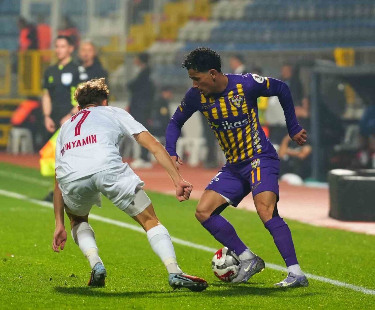 Süper Lig'in 11. haftasında Eyüpspor, Antalyaspor ile golsüz berabere kaldı.